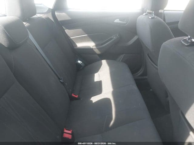 2017 FORD FOCUS SE 8