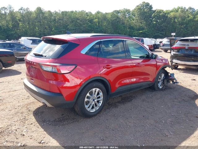 2022 FORD ESCAPE SE 4