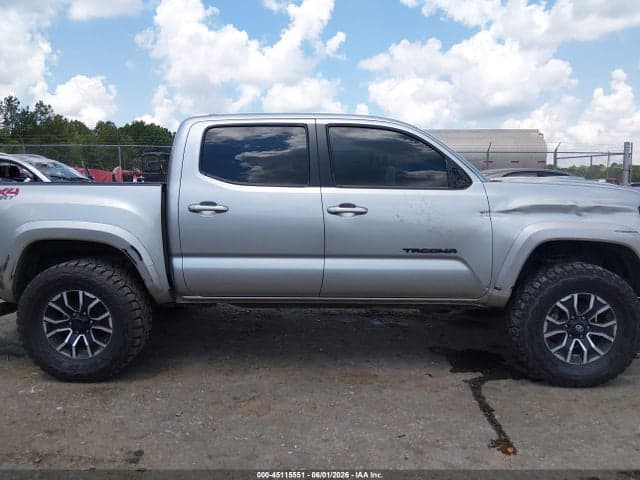 2022 TOYOTA TACOMA TRD SPORT 13