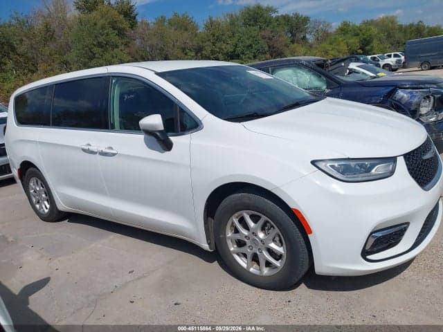 2023 CHRYSLER PACIFICA TOURING L 13