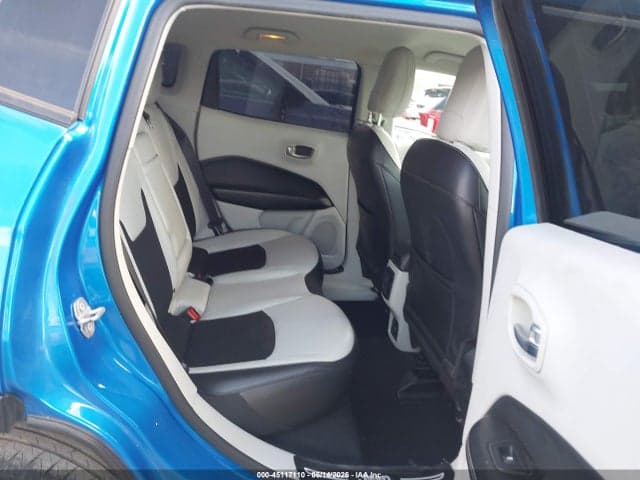 2020 JEEP COMPASS LATITUDE FWD 8