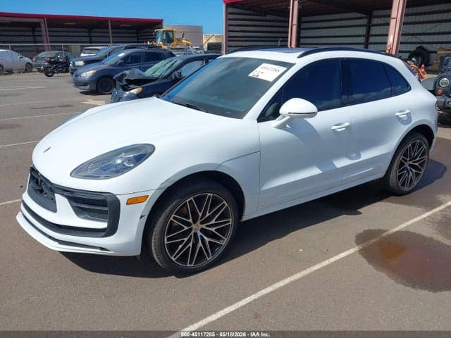 2024 PORSCHE MACAN T 2