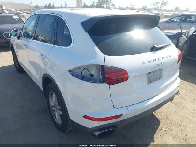 2016 PORSCHE CAYENNE 3