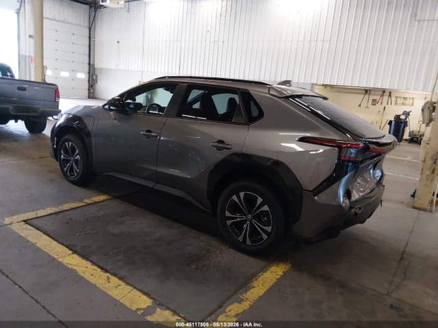 2025 TOYOTA BZ4X XLE 3