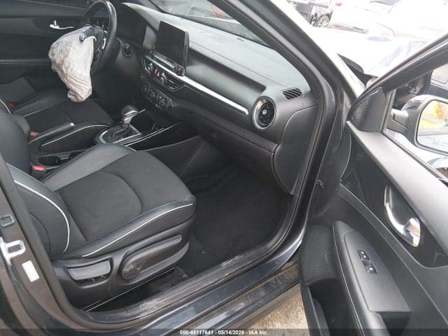 2020 KIA FORTE GT-LINE 5