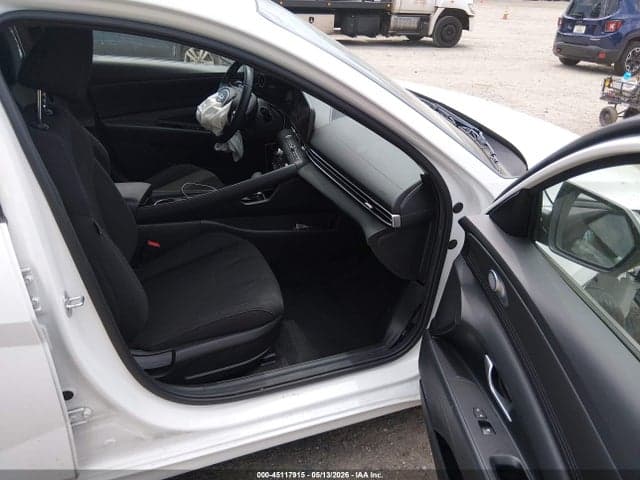2023 HYUNDAI ELANTRA SEL 5