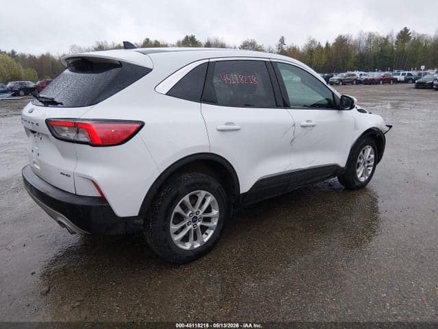 2021 FORD ESCAPE SE 4