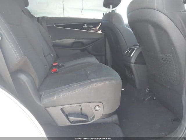 2020 KIA SORENTO 2.4L LX 8