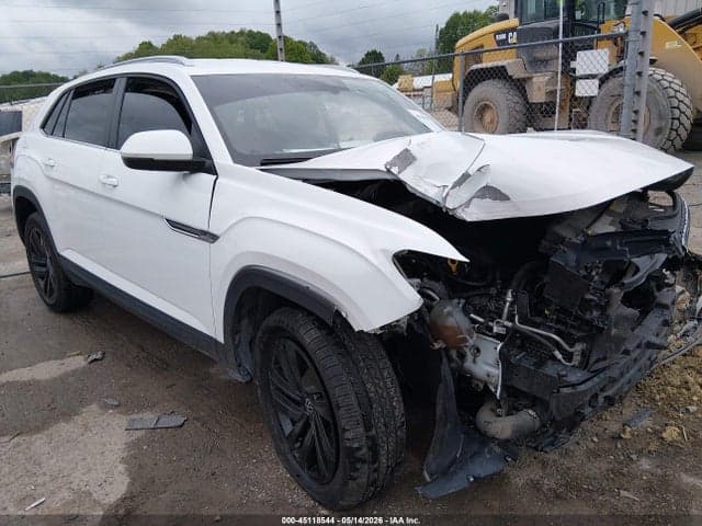 2022 VOLKSWAGEN ATLAS CROSS SPORT 2.0T SE W/TECHNOLOGY - 1