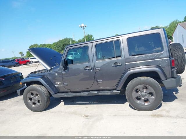 2017 JEEP WRANGLER UNLIMITED SAHARA 4X4 14