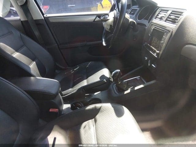 2017 VOLKSWAGEN JETTA 1.4T SE 5