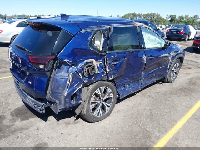 2021 NISSAN ROGUE SV FWD 4