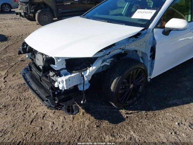 2026 TOYOTA CAMRY SE 18