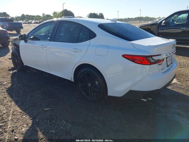 2026 TOYOTA CAMRY SE 3