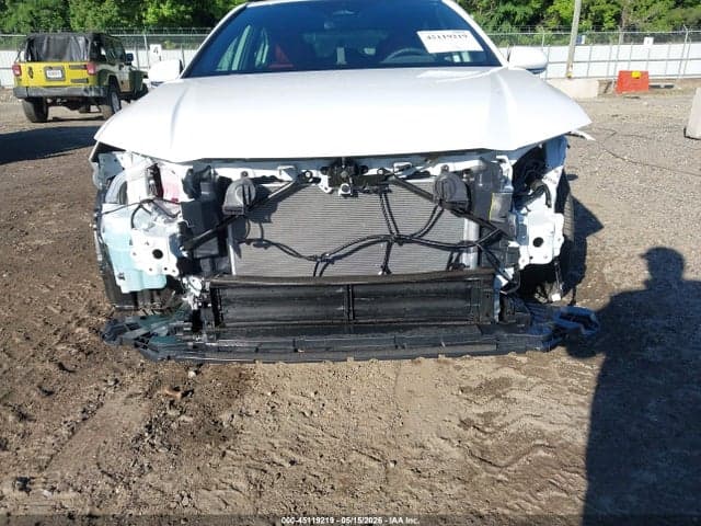 2026 TOYOTA CAMRY SE 6