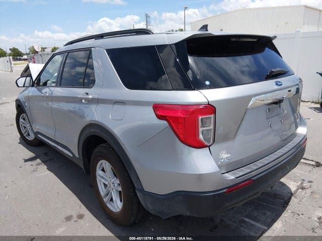 2021 FORD EXPLORER XLT 3