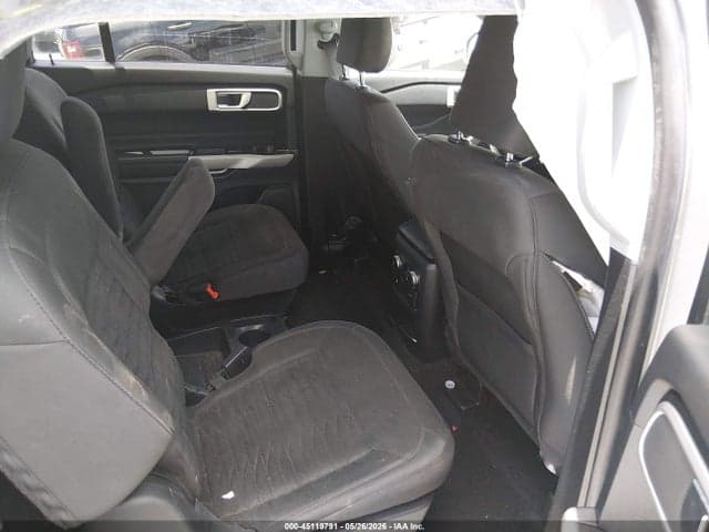 2021 FORD EXPLORER XLT 8