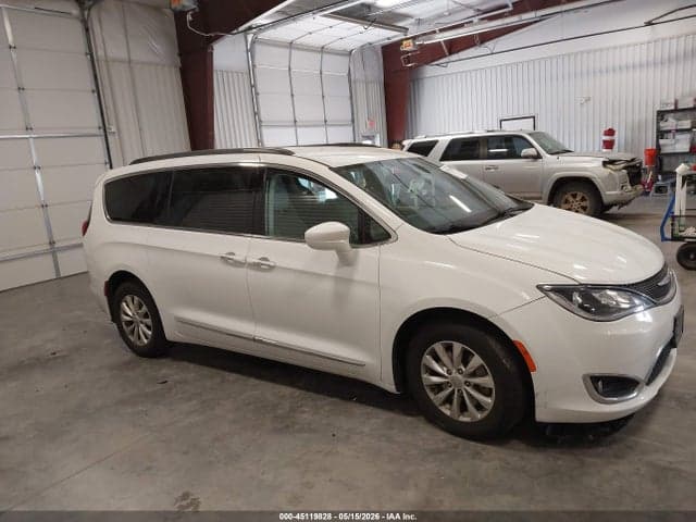 2017 CHRYSLER PACIFICA TOURING-L 13