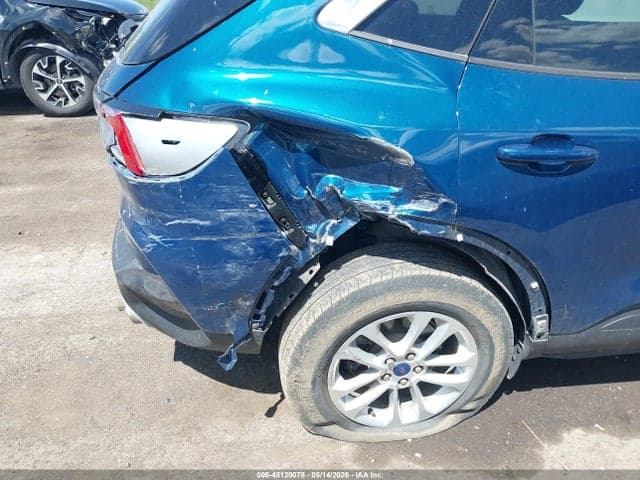 2020 FORD ESCAPE SE 6
