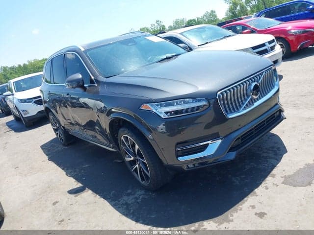 2023 VOLVO XC90 B6 PLUS 7-SEATER