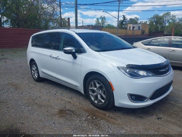 2017 CHRYSLER PACIFICA TOURING-L 1