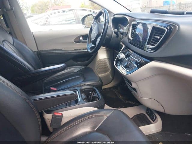 2017 CHRYSLER PACIFICA TOURING-L 5