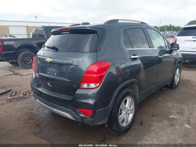 2017 CHEVROLET TRAX LT 4