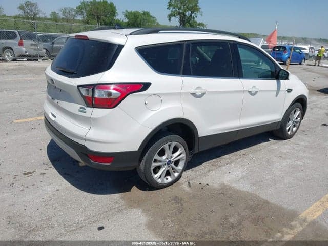 2018 FORD ESCAPE SEL 4