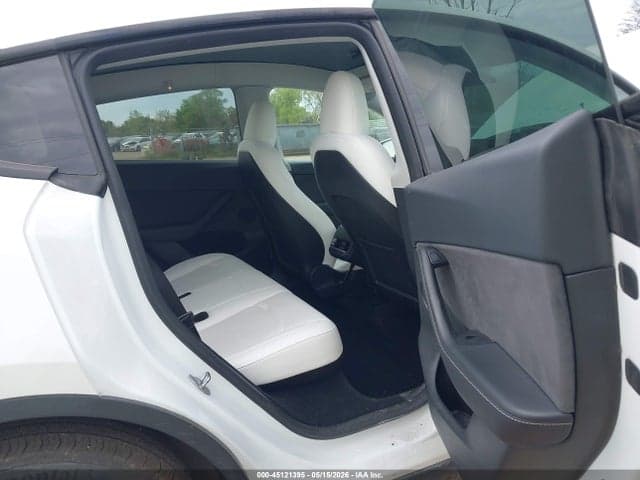 2023 TESLA MODEL Y AWD/LONG RANGE DUAL MOTOR ALL-WHEEL DRIVE 8