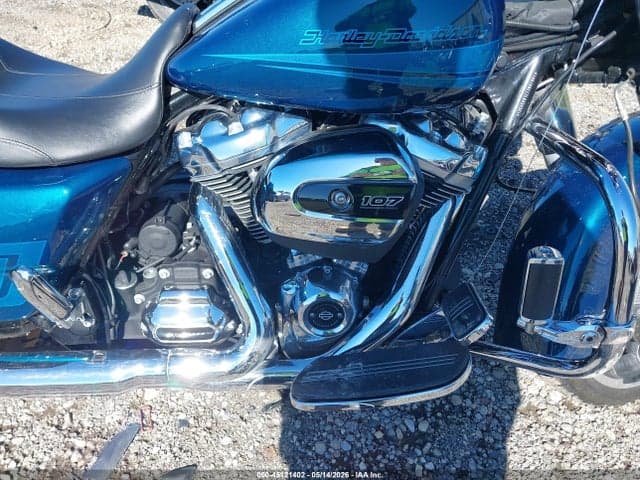 2020 HARLEY-DAVIDSON FLHX 8