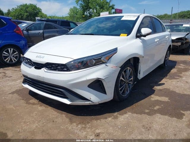 2023 KIA FORTE LXS 2