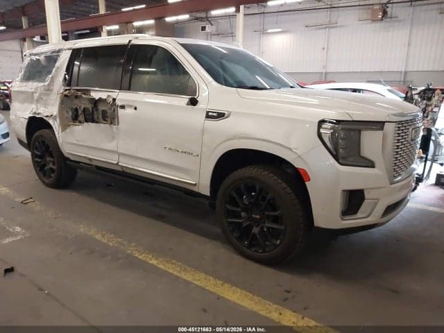 2022 GMC YUKON XL 4WD DENALI