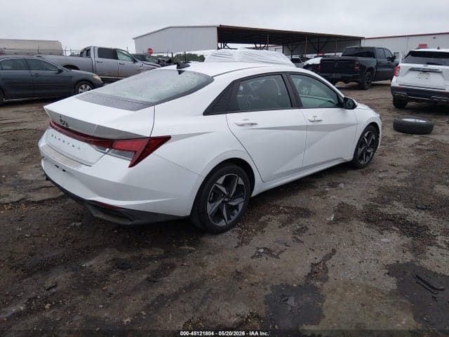2023 HYUNDAI ELANTRA SEL 4