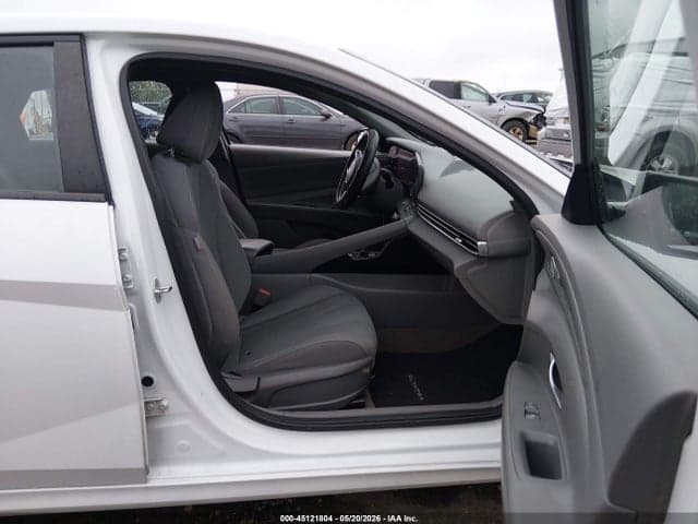 2023 HYUNDAI ELANTRA SEL 5