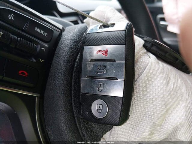 2017 KIA NIRO LX 11