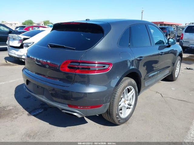 2017 PORSCHE MACAN 4