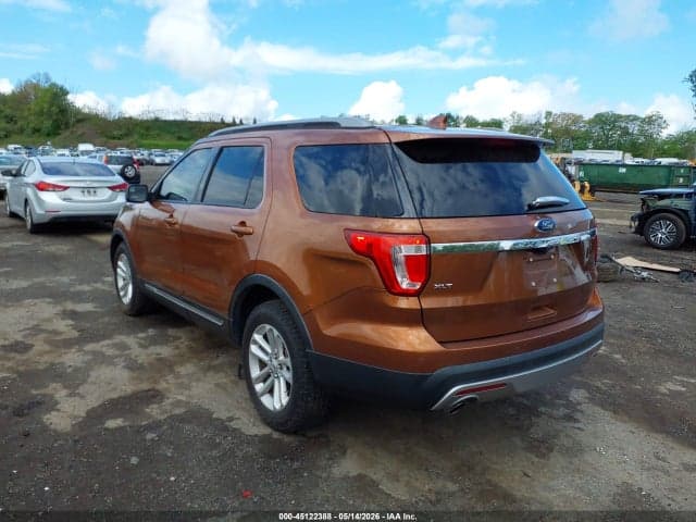 2017 FORD EXPLORER XLT 3