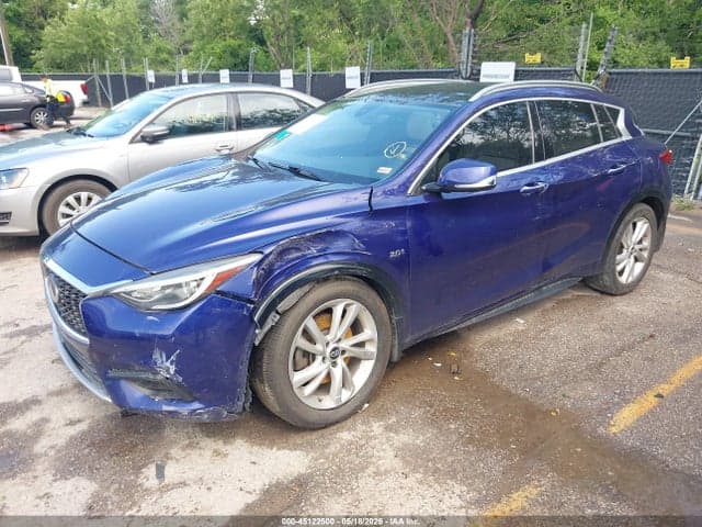 2019 INFINITI QX30 LUXE 3