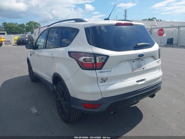 2017 FORD ESCAPE TITANIUM 3