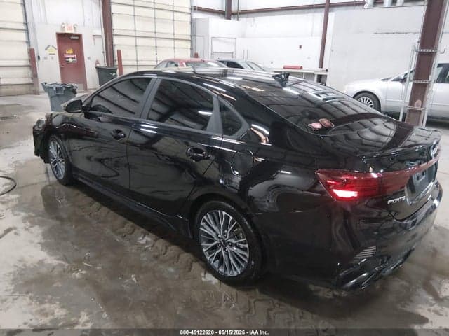 2023 KIA FORTE GT-LINE 3