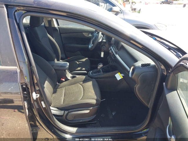 2020 KIA FORTE FE 5
