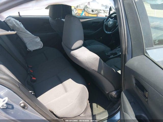 2023 TOYOTA COROLLA LE 8