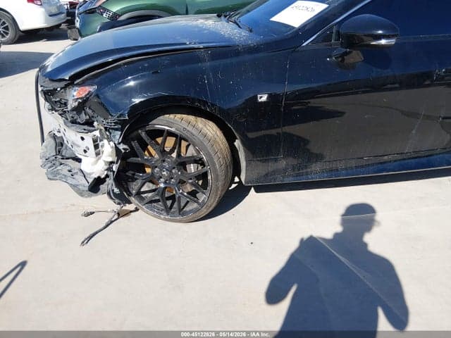2017 LEXUS RC 200T 19