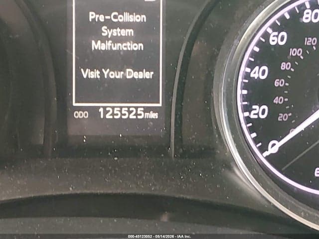 2019 TOYOTA CAMRY LE 16