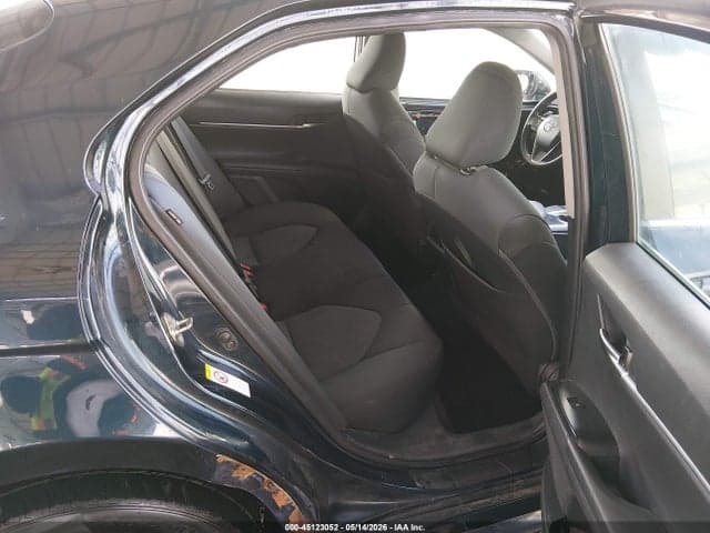 2019 TOYOTA CAMRY LE 8