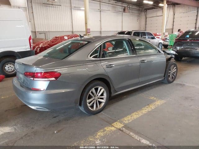 2020 VOLKSWAGEN PASSAT 2.0T SE 4