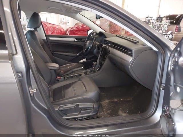 2020 VOLKSWAGEN PASSAT 2.0T SE 5