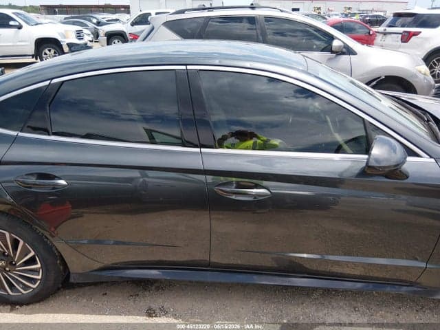2025 HYUNDAI SONATA HYBRID SEL 13