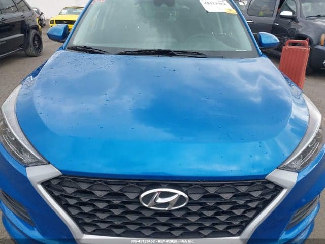 2020 HYUNDAI TUCSON SE 10