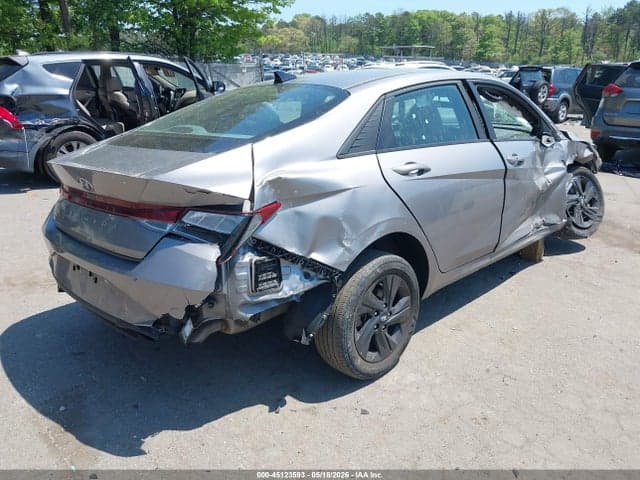 2023 HYUNDAI ELANTRA SEL 4